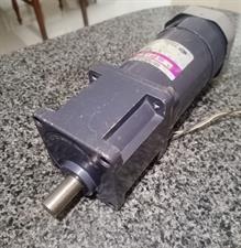 AC 220 Volts High-Torque Gear Motor – Compact & Powerful for Robotics, DIY, and Industrial Use