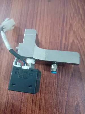 FESTO SPAB-B2R-G18-2P-M8 Pressure Sensor