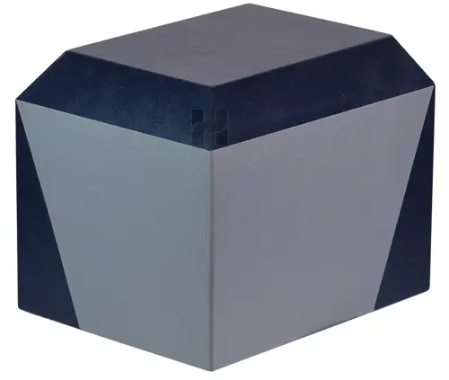 Elegant Cross-Cut Garden Cremation Urn – Weather-Resistant Memorial for Loved Ones