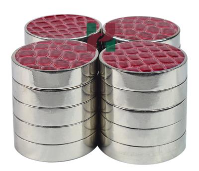 LuxuFaux Leather Maroon Crocodile Backgammon Checkers 44.5x10mm with Silver Metallic Edges & Matching Storage Box