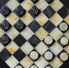 Classic Green Onyx Checkers Set – Beautifully Crafted for Game Nights and Collectors