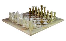 Eye Catching Green Onyx & White Onyx Chess Set – Monarch Gambit Series Chess Set with Faux Leather Storage Box – Handcrafted Stone Pieces for Elegant Home Décor & Gifts