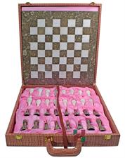 Peachy Pink PU Leather Chess Set Storage Box – Elegant and Durable Organizer for Chess Pieces and Board – Stylish Chess Storage Solution for Home or Travel