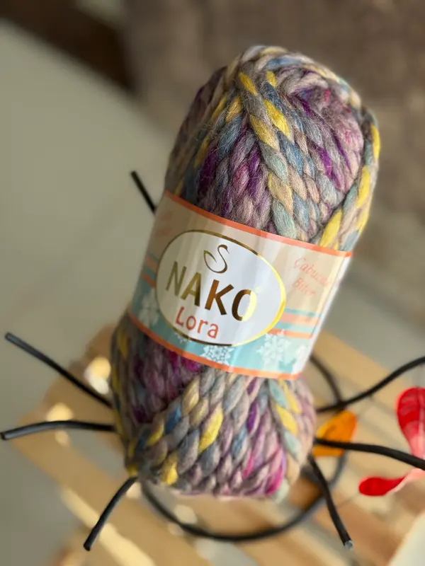 Nako Lora - Augerbine 28075