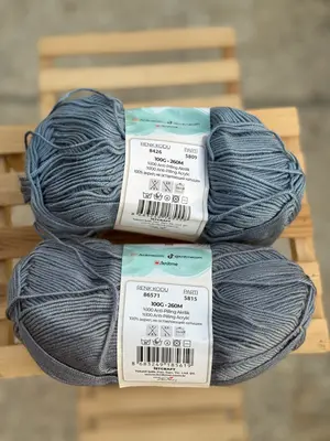 Knitme Baby Uno Soft  Whale Gray vs Metal Gray(Imported Turkish Yarn)