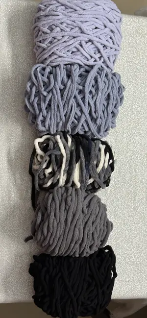 Shades of Black - Chunky Blanket Plush Yarn