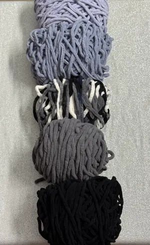 Shades of Black - Chunky Blanket Plush Yarn