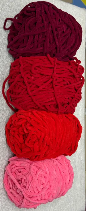Shades of Red - Chunky Velvet Plush Yarn