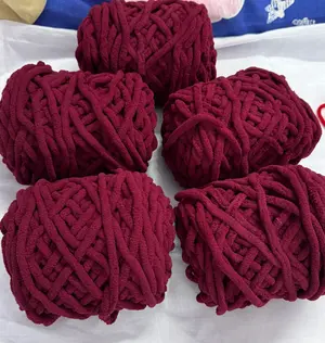 Maroon - Chunky Plush Yarn 8 mm