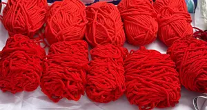 Orangish Red vs Chilli Red- Chunky Plush Yarn 6 mm