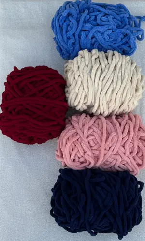 All Shades - Chunky Plush Yarn 8 mm