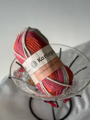 Kartopu Elite Wool Grande Prints H1932 (Imported Turkish Yarn)