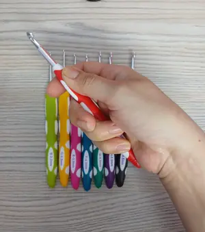 Ergonomic Long Crochet Hook Set for Big Hands