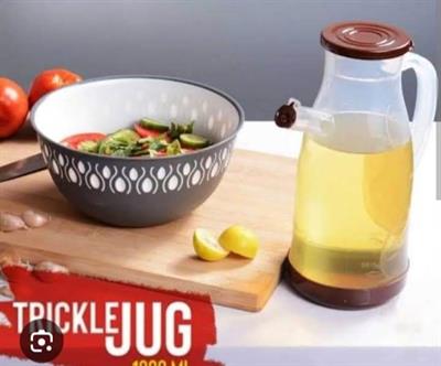 Trickle jug