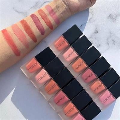  HUDAMOJI Cheeks Velvet Liquid Blush (leftover)