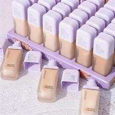 HUDAMOJI Super Stay Lumi Matte Foundation: Flawless, Long-Lasting Radiance 1 pc