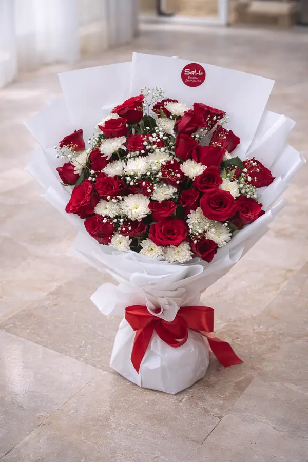 Red & White Rose Bouquet