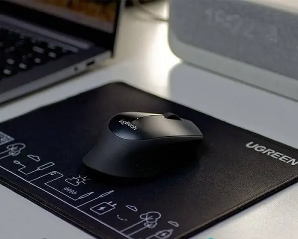 UGREEN CY016 Non-Slip Rubber Mousepad Black Small Size for Precise Control Gaming Office