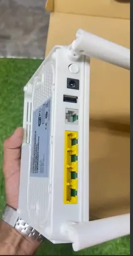 Huawei EchoLife EG8145V5 GPON ONU Dual Band WiFi Router, 4 GE Ports, 1 POTS Port, AC1200 Fiber Modem | FTTH Router for PTCL Flash Fiber, Nayatel & StormFiber