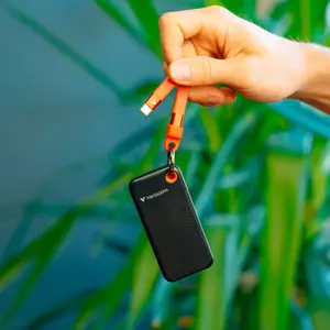 Verbatim Pocket SSD 1TB – USB 3.2 Gen 2 Portable External SSD with Keyring & Cable Attachment, Up to 1000MB/s