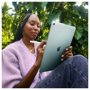 Apple iPad Air, Apple M4 8-Core Chip, 11 Inch Liquid Retina, 12GB RAM 256GB Storage, Blue MH364