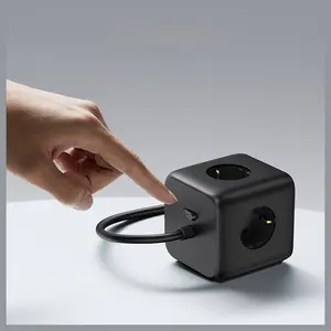 Ugreen DigiNest Cube Power Strip, 3 Sockets, 2 USB-C Up To 65W, 2 USB-A Up To 22.5W, 1.8M Cable, EU Plug Standard, Model 60113-CD268, Black