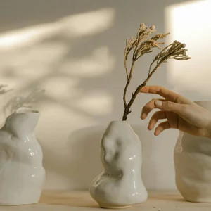 Loop Handcrafted Object