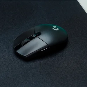 Logitech G304 LIGHTSPEED Wireless Gaming Mouse (Black)