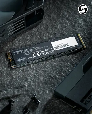 KLEVV CRAS C715 512GB NVMe M.2 SSD | Starship Computers
