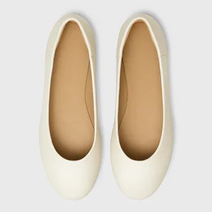 Clara Flat