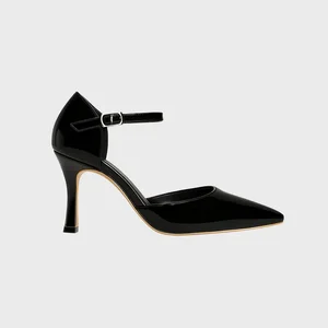 Eliana Heel