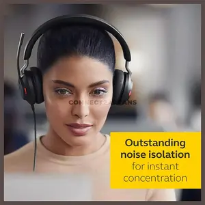 Jabra Evolve2 40 SE 24189-989-999 Professional Wired On-Ear Office Headset, 40mm Speakers, 3-Microphone Call Technology, Passive Noise Isolation, 360° Busylight, SafeTone 2.0 & USB-A/USB-C Connectivity