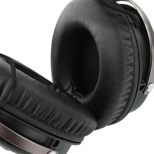 Redragon H520 ICON 7.1 Surround Wired Gaming Headset, 50mm High-Fidelity Audio Drivers, 7.1 Virtual Surround Sound, Detachable Noise-Reducing Microphone, USB Wired Gaming Headphones