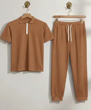 Men Brown Polyester Slim Fit Track Suit Set Plain Collar Track Suit for Men