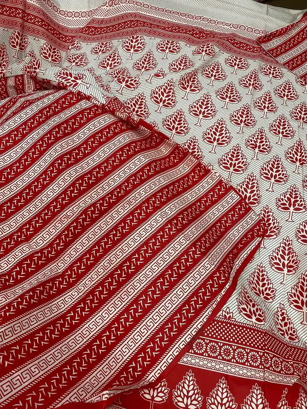 Luxury Cotton 4-Piece Quilt Cover Set Red – Pure Comfort & Breathable Softness