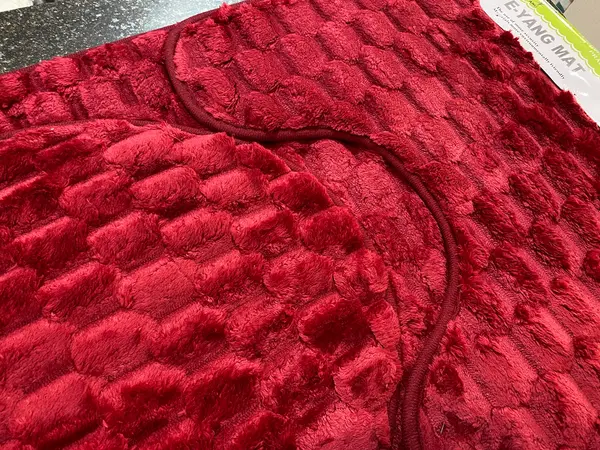 Luxury 3-Piece Bath Mat Set Maroon | Ultra-Soft & Absorbent