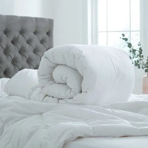 White Microfiber Duvet Premium Quality For Winter