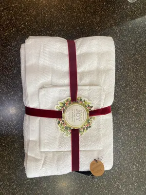 Bath Towel 27x54" – Premium Quality + Free 12x12" Towel